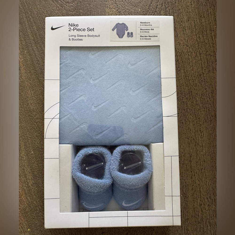 Nike Men's Blue Underwear & Socks Set